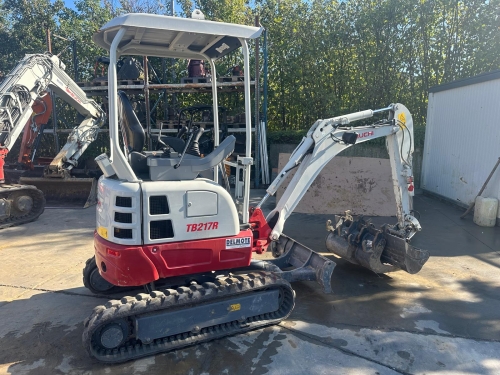 Takeuchi TB217R (Tweedehands)
